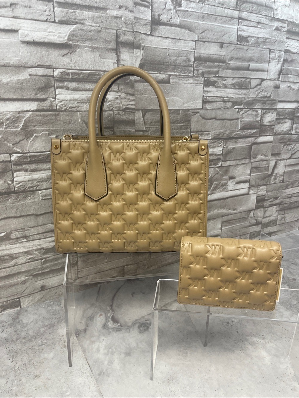 Michael Kors Maple Embossed Puffy Logo Small Satchel & Matching Wallet Camel Tan - Picture 3 of 14